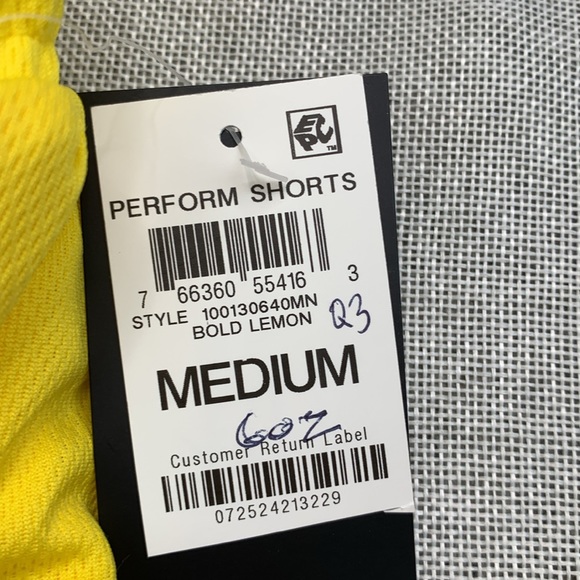 ID Ideology Men's Mesh Break Shorts Size M - Picture 3 of 9